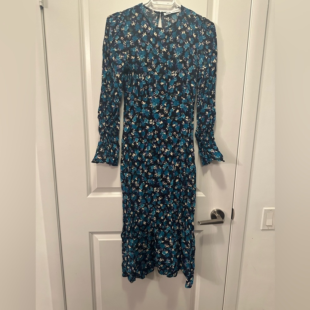Zara long sleeve floral dress